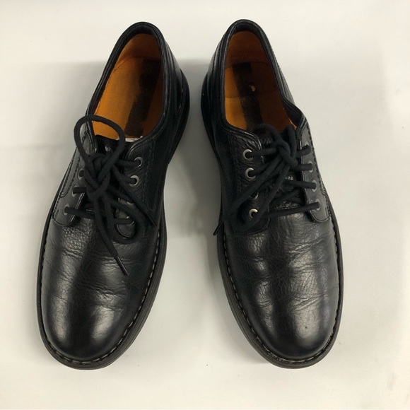 Timberland men’s Oxford leather shoes size 10.5 main image 10